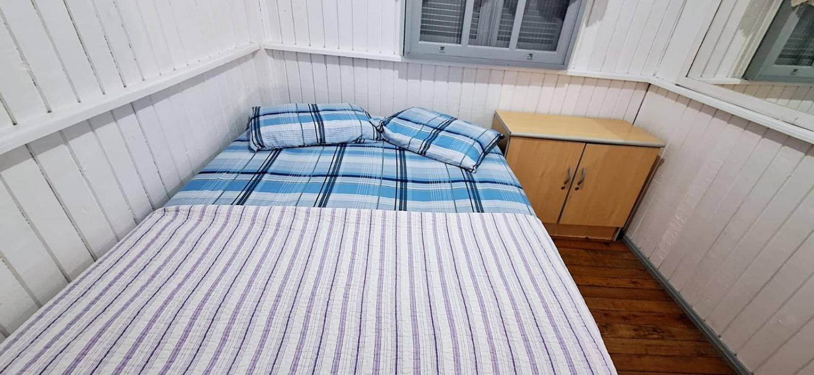 Casa De 2 Quartos Com 2 Ares-Condicionados Em Torres-Rs - Na Mais Bela Praia Gaucha - Cozinha - Banheiro - Tv Smart 32 E Wi-Fi - Estacionamento - Anfitria Superhost No Bnbヴィラ エクステリア 写真