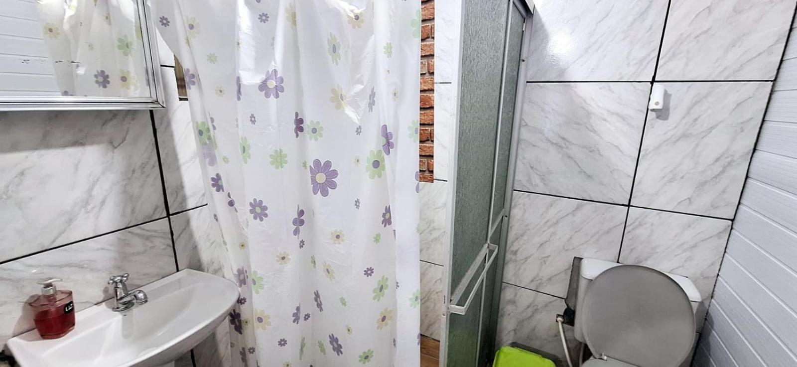 Casa De 2 Quartos Com 2 Ares-Condicionados Em Torres-Rs - Na Mais Bela Praia Gaucha - Cozinha - Banheiro - Tv Smart 32 E Wi-Fi - Estacionamento - Anfitria Superhost No Bnbヴィラ エクステリア 写真